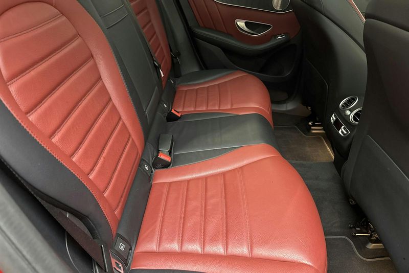 Mercedes GLC400 bild 8