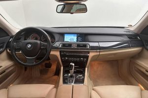 BMW 730 bild 6