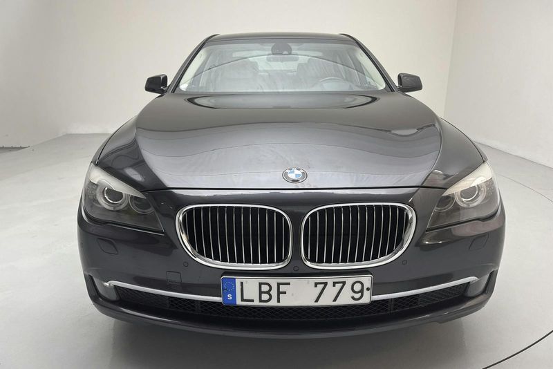 BMW 730 bild 4