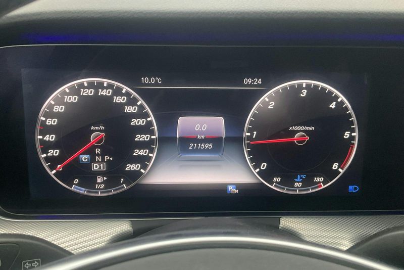 Mercedes E220 bild 10