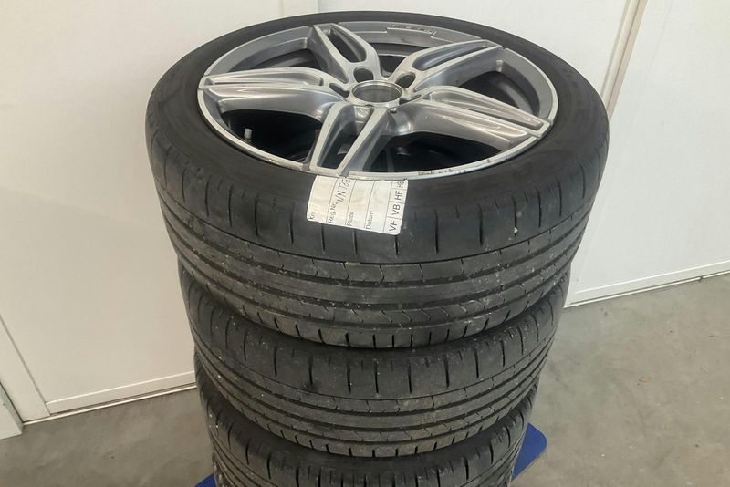 Mercedes E220 bild 15