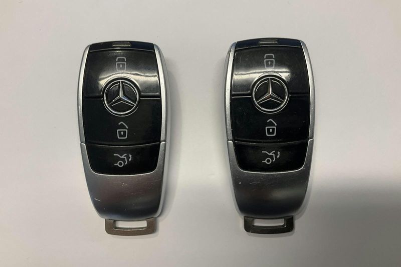Mercedes E220 bild 16