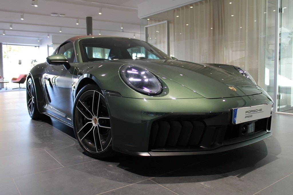 Porsche 992