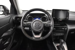 Toyota Yaris Cross bild 2