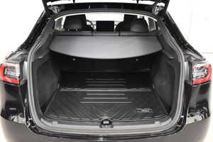 Tesla Model Y bild 26