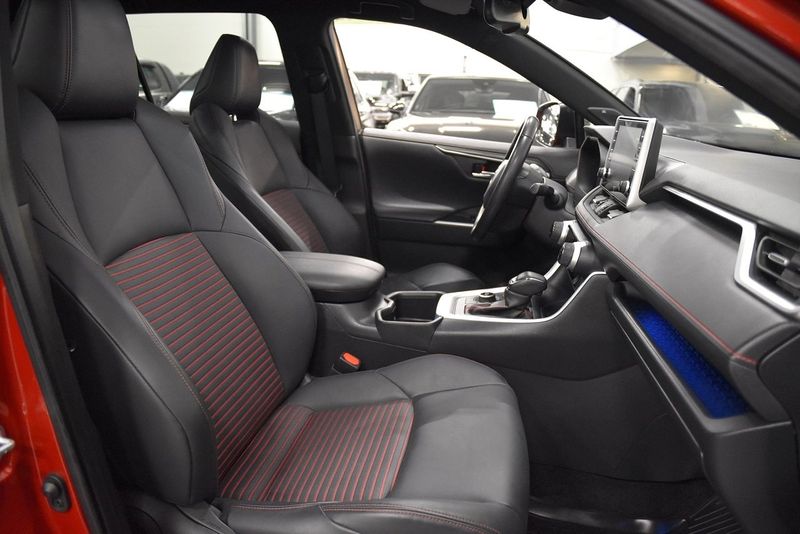 Toyota RAV4 bild 12