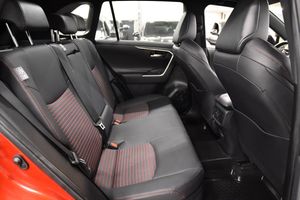 Toyota RAV4 bild 13