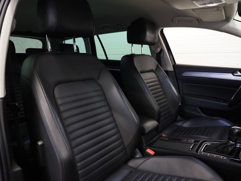 Volkswagen Passat bild 10