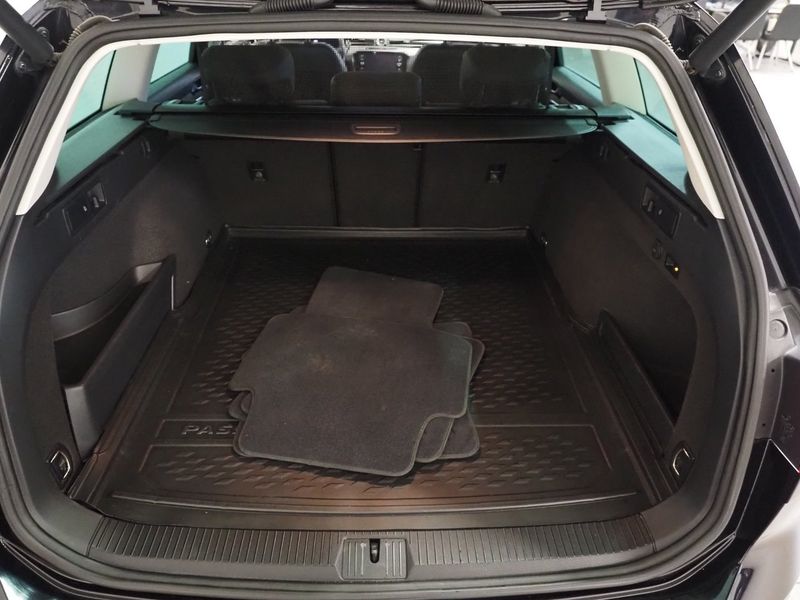 Volkswagen Passat bild 18