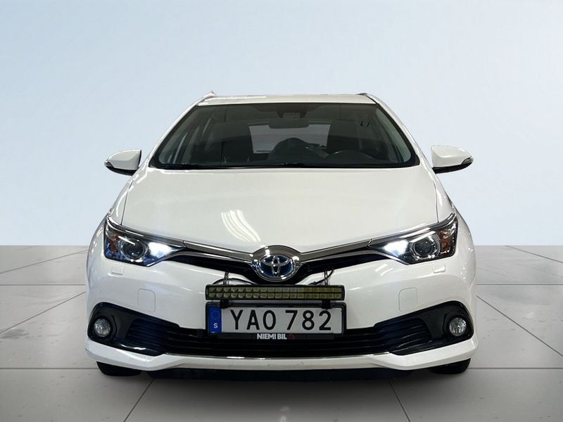 Toyota Auris bild 2