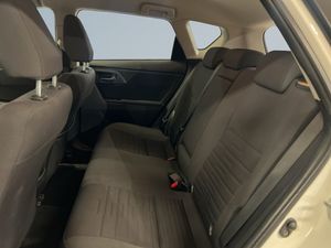 Toyota Auris bild 13