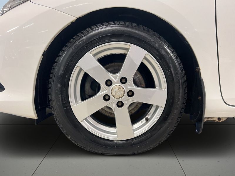 Toyota Auris bild 14