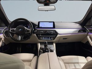 BMW 520 bild 8