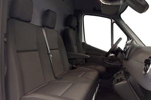 Mercedes Sprinter bild 16