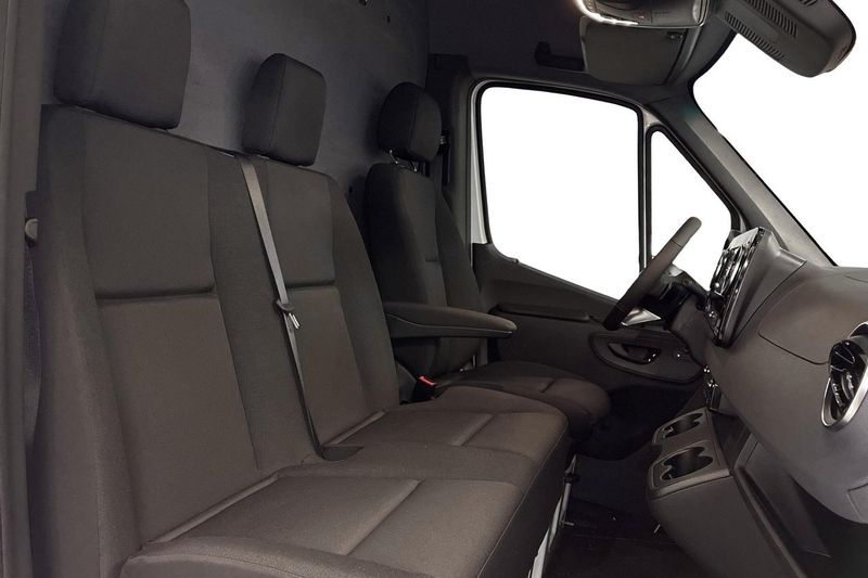 Mercedes Sprinter bild 16