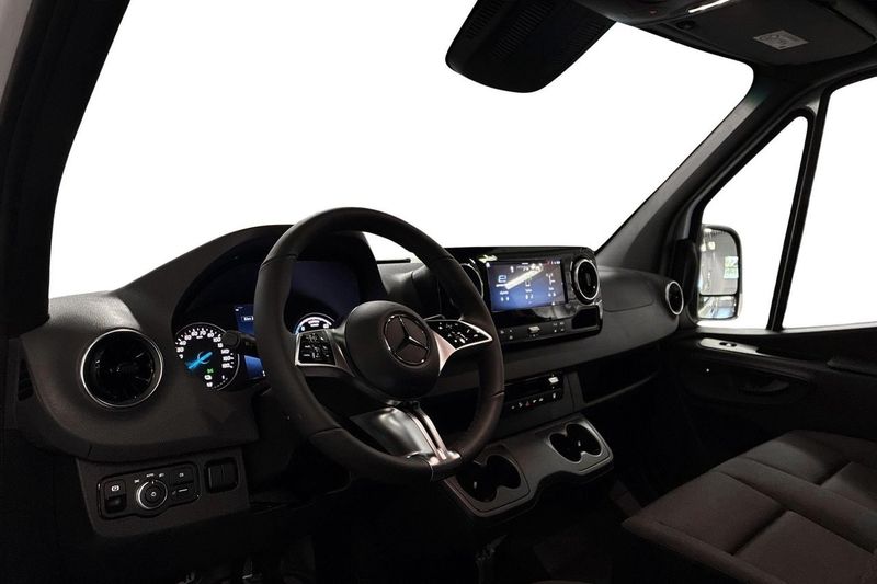 Mercedes Sprinter bild 11