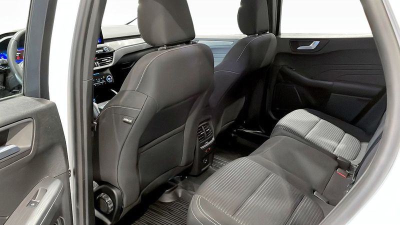 Ford Kuga bild 16