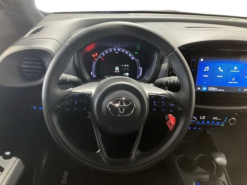 Toyota Aygo X bild 7
