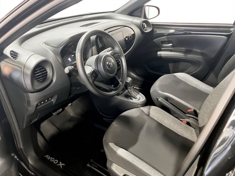 Toyota Aygo X bild 5