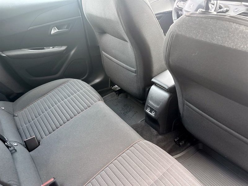 Peugeot e-208 bild 12