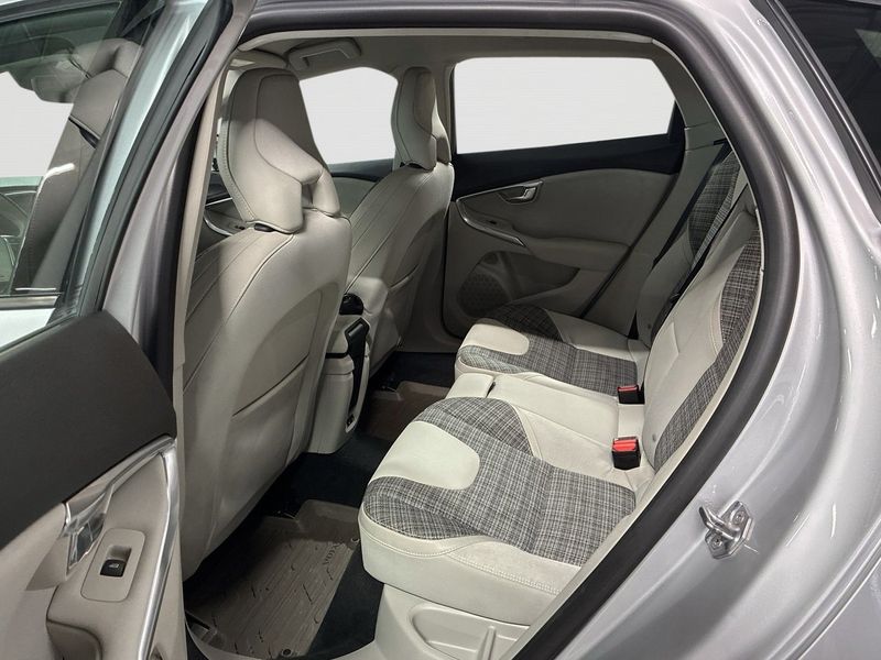 Volvo V40 bild 10