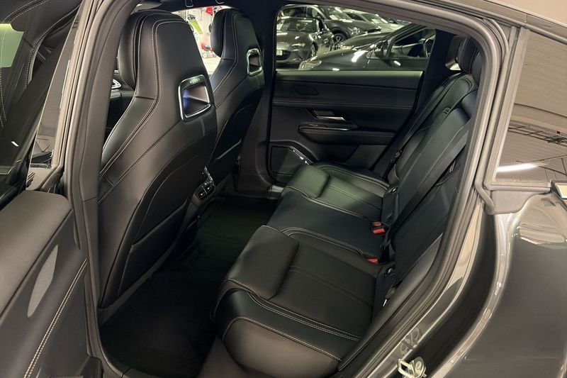Mazda 6e bild 7