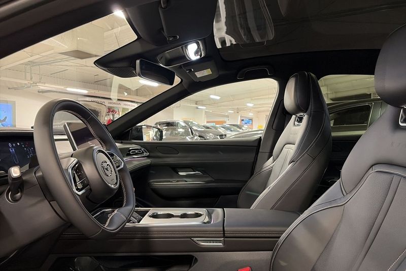 Mazda 6e bild 9