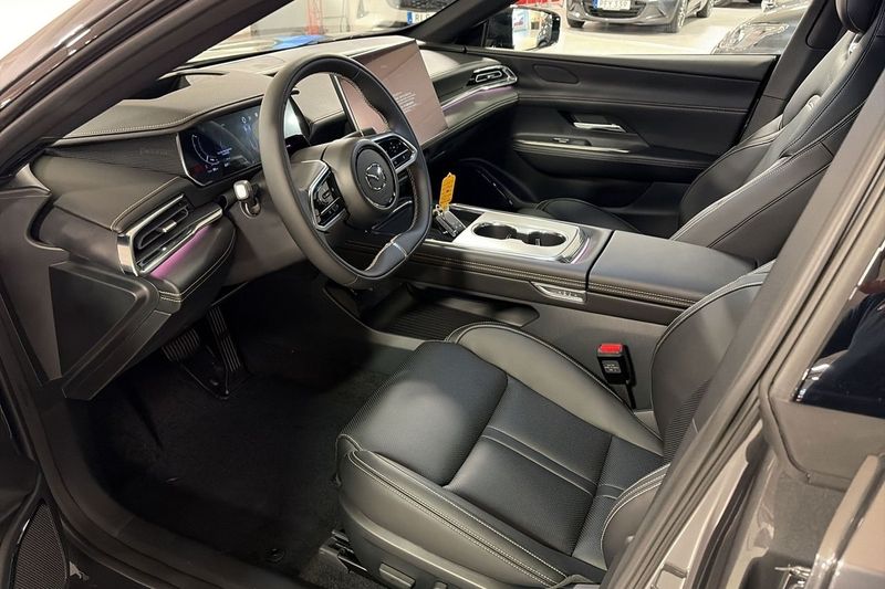 Mazda 6e bild 8