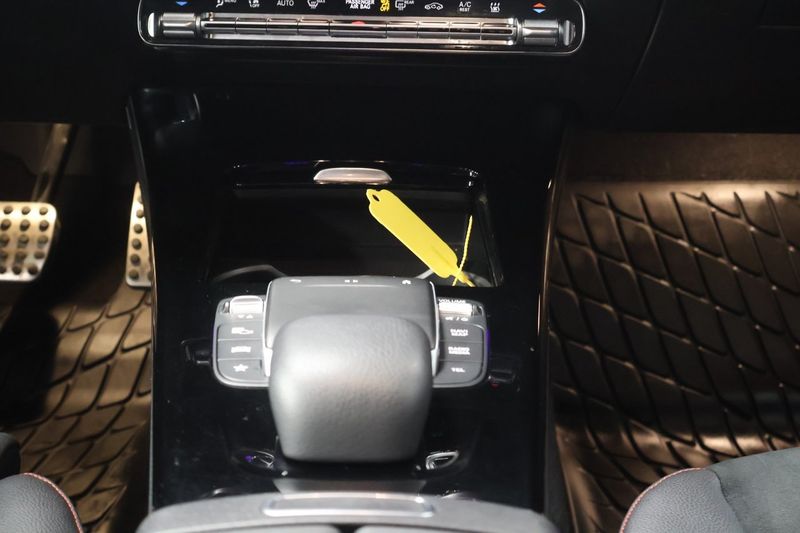 Mercedes CLA250 bild 18