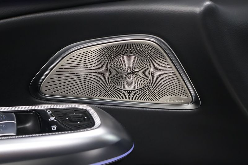 Mercedes E300 bild 16