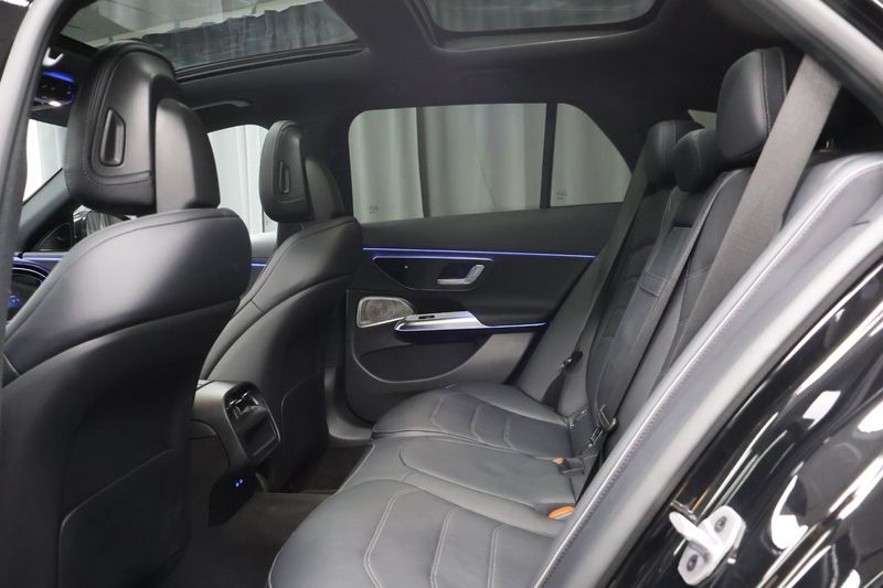 Mercedes E300 bild 9