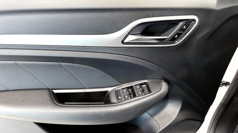 MG ZS EV bild 11