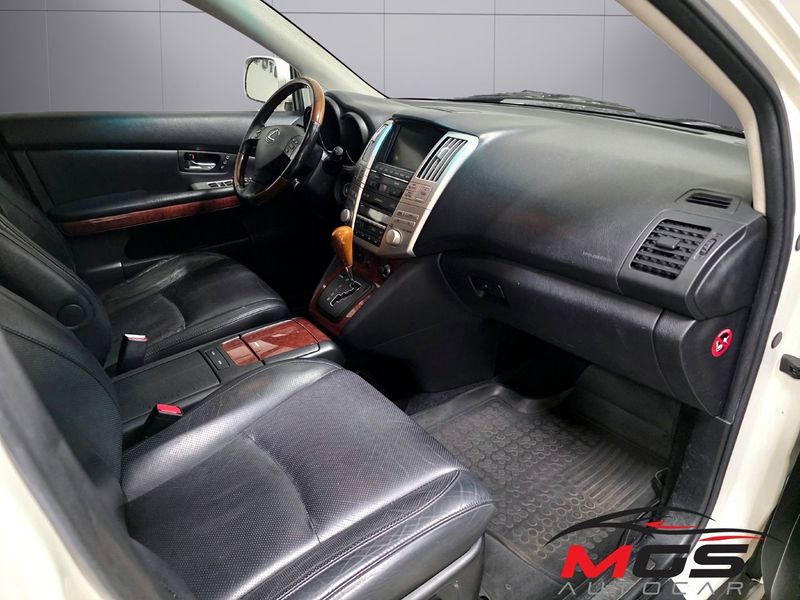 Lexus RX bild 12