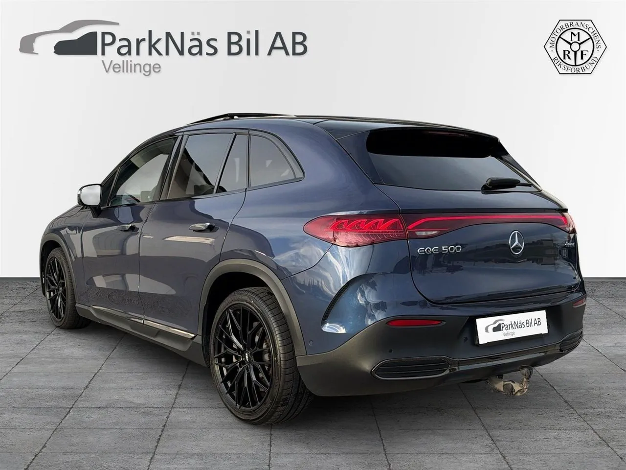 Mercedes EQE500 SUV bild 3