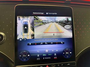 Mercedes EQE500 SUV bild 14