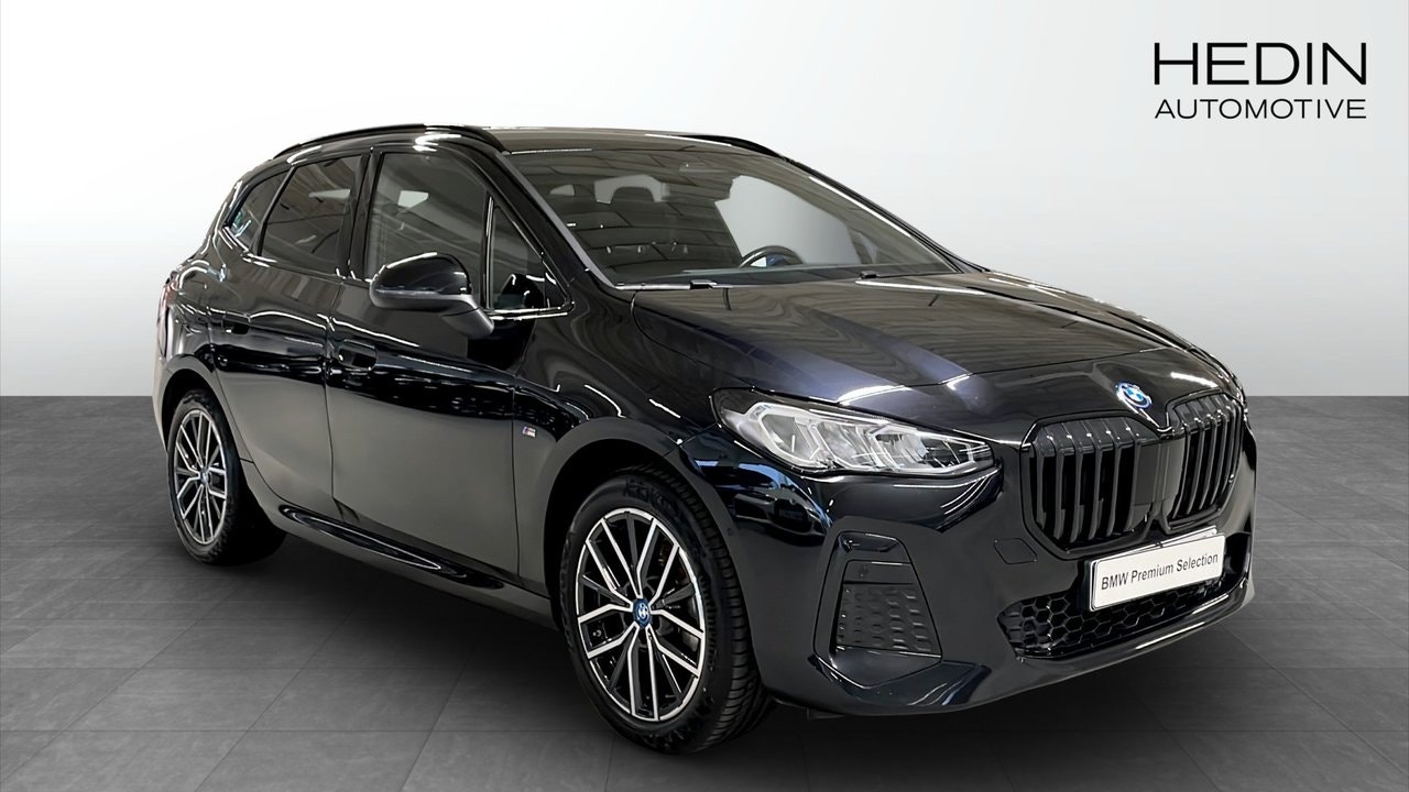 BMW 225