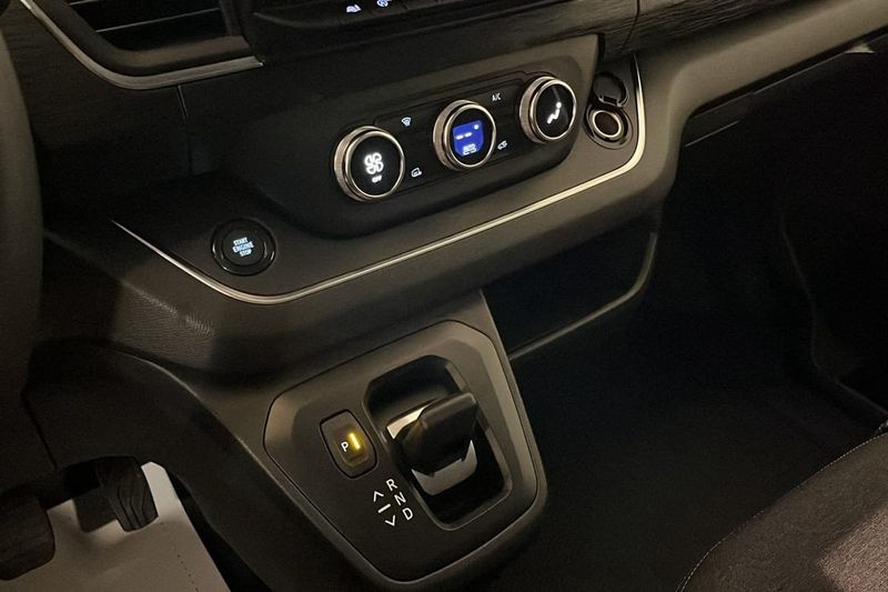 Renault Trafic bild 12