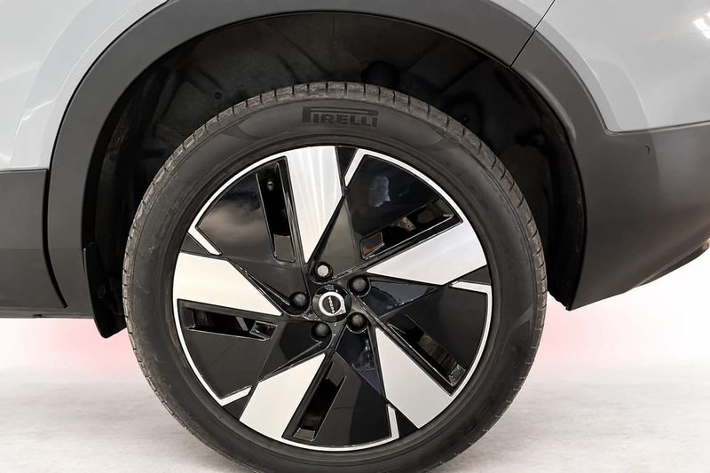 Volvo EX40 bild 10