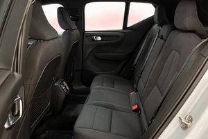 Volvo EX40 bild 7