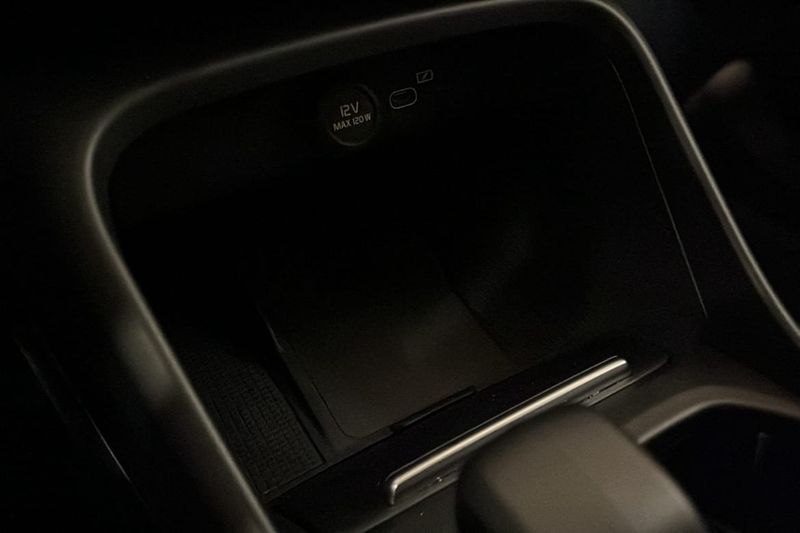 Volvo EX40 bild 17