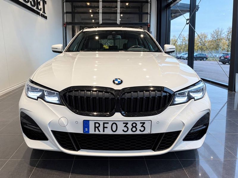 BMW 330 bild 4