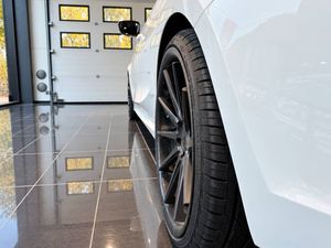 BMW 330 bild 8