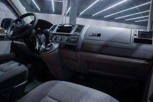 Volkswagen Caravelle bild 6