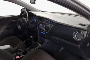 Toyota Auris bild 5
