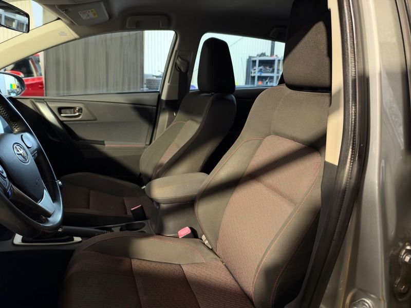 Toyota Auris bild 10