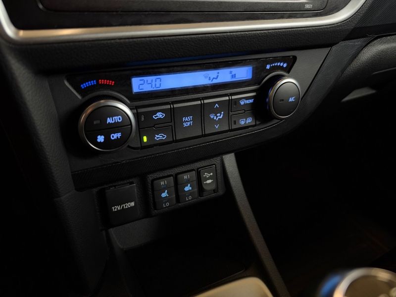 Toyota Auris bild 8
