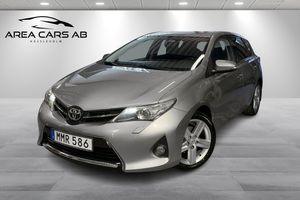 Toyota Auris bild 1