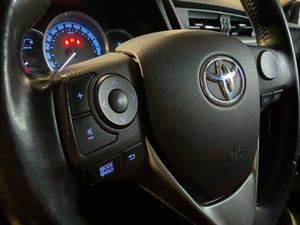 Toyota Auris bild 6
