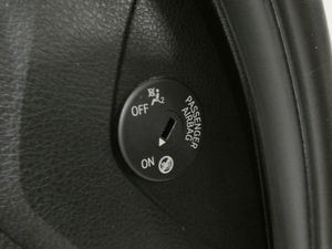 BMW 320 bild 19