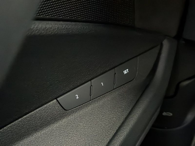 Audi e-tron S bild 30